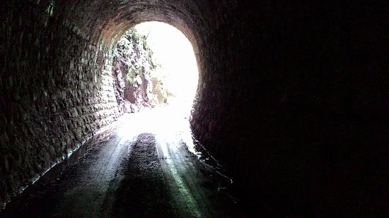 uma luz no fim do tunel
